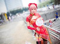 Cosplay福利/巡音Luka金丝雀白腿黑丝COS