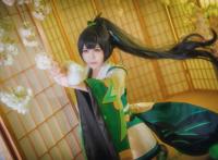 Cosplay福利/阴阳师手游COSPLAY 原始萤草  cn:声控晚期隐修君  觉醒萤草  cn:花微倦_夜十六
