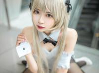 Cosplay福利/室外的黑丝兔女郎一只