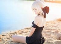 Cosplay福利/《Fate》Saber黑色泳装Cos