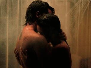 美女淋浴全身图片 