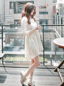 穿裙子的可爱性感美女动态图