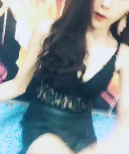 性感黑色蕾丝吊带裙美女人美熊更美