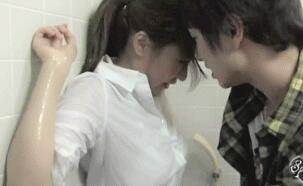 异地恋见面就是滚床单 唔唔好热好大