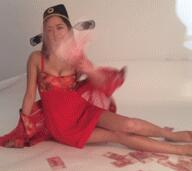 老婆回娘家和她爸裸睡 老婆和我爸暧昧