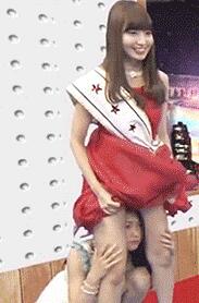 强贱人图片动态~：闹伴娘闹的太火了视频