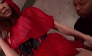 无锡街拍紧身 街拍紧身低腰裤美女