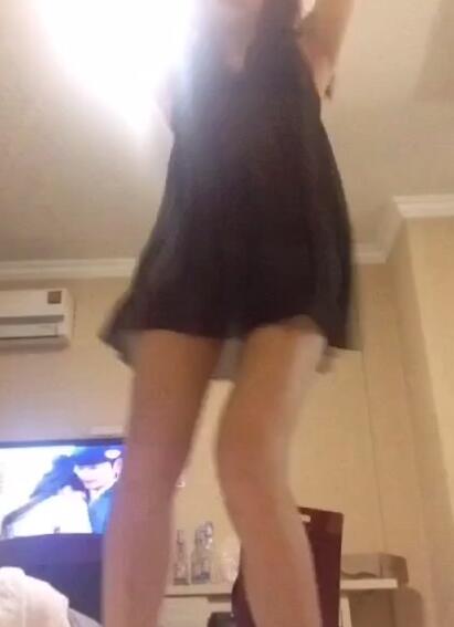 明眸皓齿让人心痒难耐的二次元美腿美臀