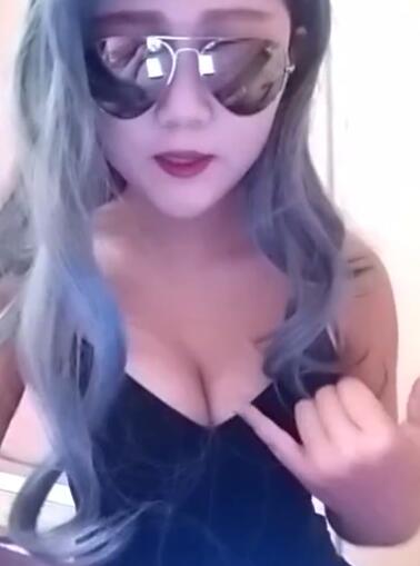 绝对大波美女喷血福利写真图