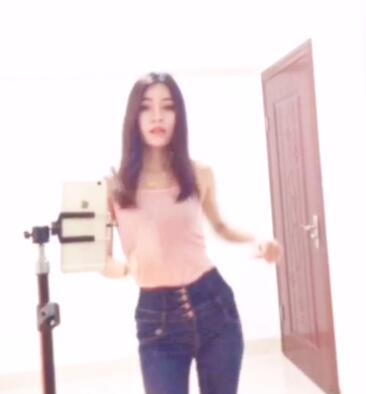 漂亮美女俏丽诱惑