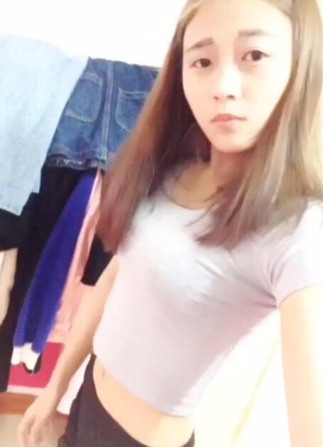 丰臀极品美乳美女