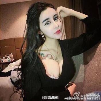 蛇精女对骂女嘉宾视频下载，蛇精女李蒽熙爆乳半裸不雅照下载(3)(点击浏览下一张趣图)