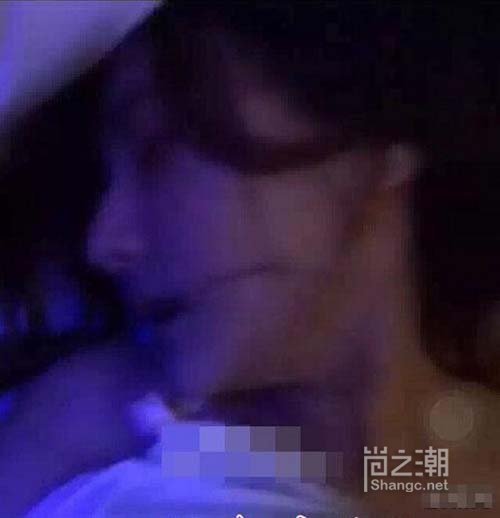 杨幂被人非礼痛苦视频：女星被污图(点击浏览下一张趣图)