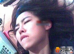 女人喊痛的100种表情(5)(点击浏览下一张趣图)