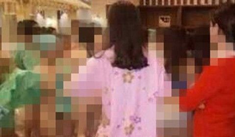 女子澡堂视频直播 江苏高邮女浴室图片(2)(点击浏览下一张趣图)