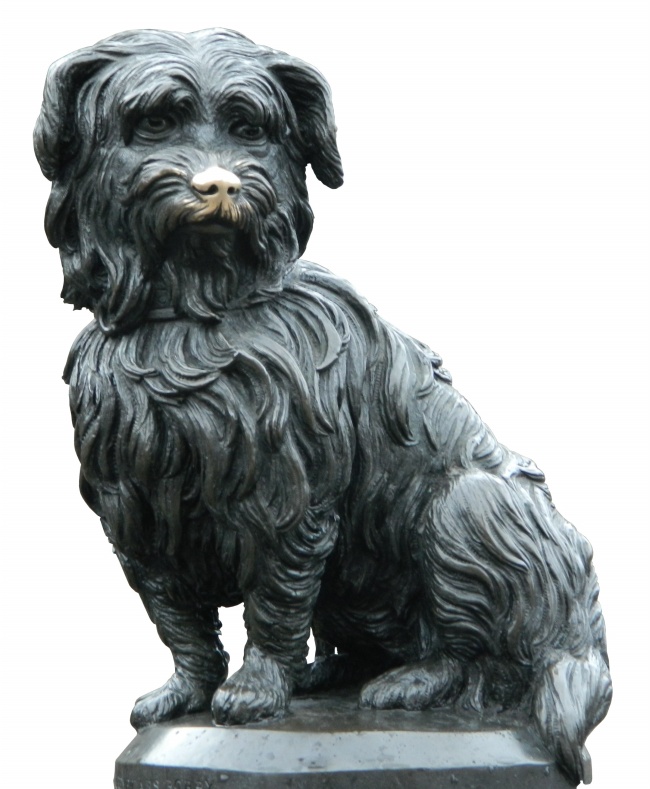 铜像狮子狗图片(点击浏览下一张趣图)