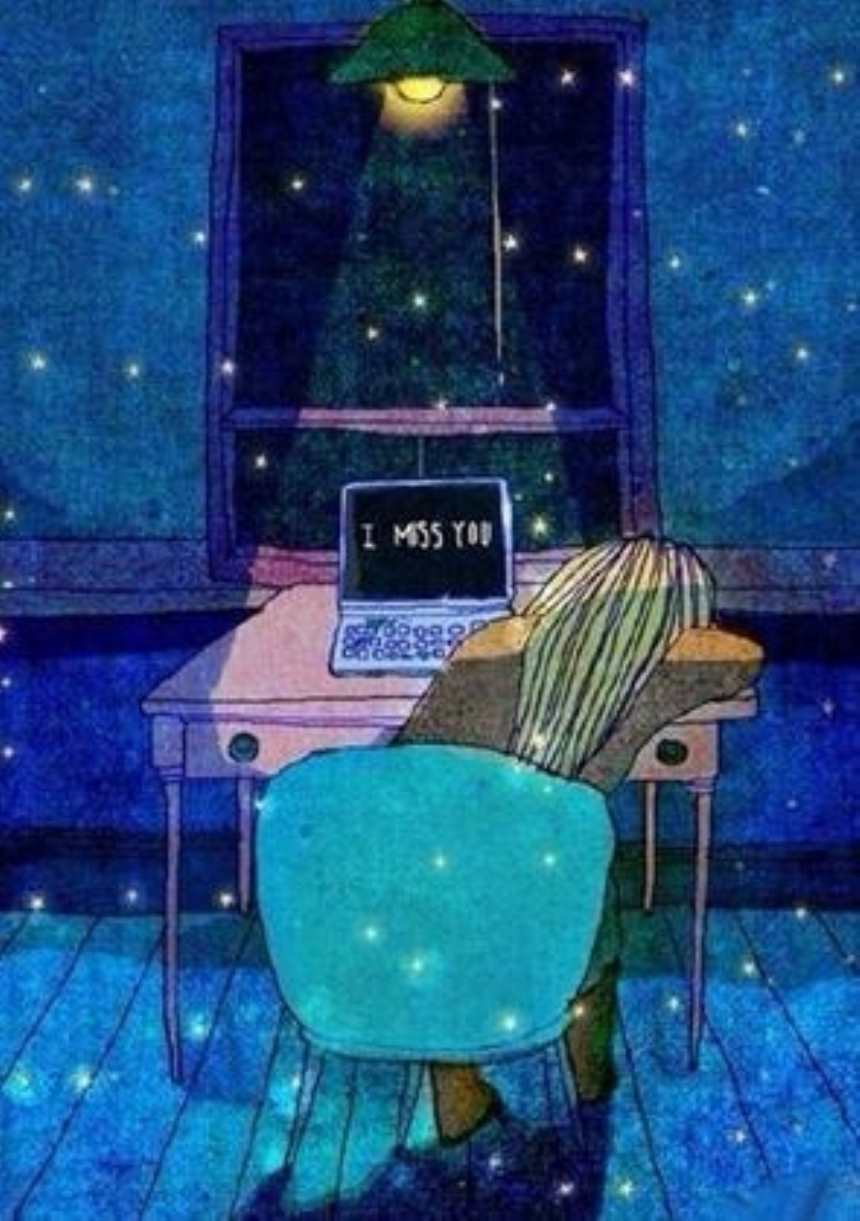夜晚趴在电脑桌睡着的女孩(点击浏览下一张趣图)