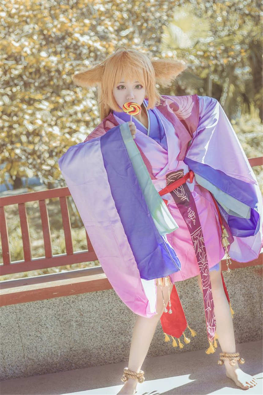 cosplay涂山苏苏裸足高清图片(4)(点击浏览下一张趣图)