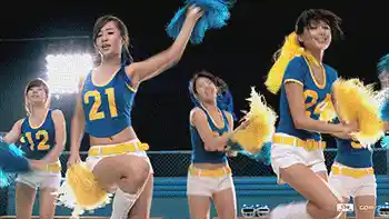 韩国美女组合少女时代美腿热舞gif动态图(点击浏览下一张趣图)