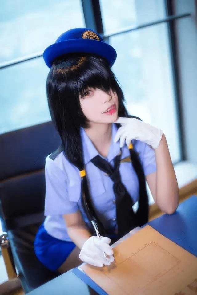 约会大作战——狂三黑丝女警cos~!(点击浏览下一张趣图)