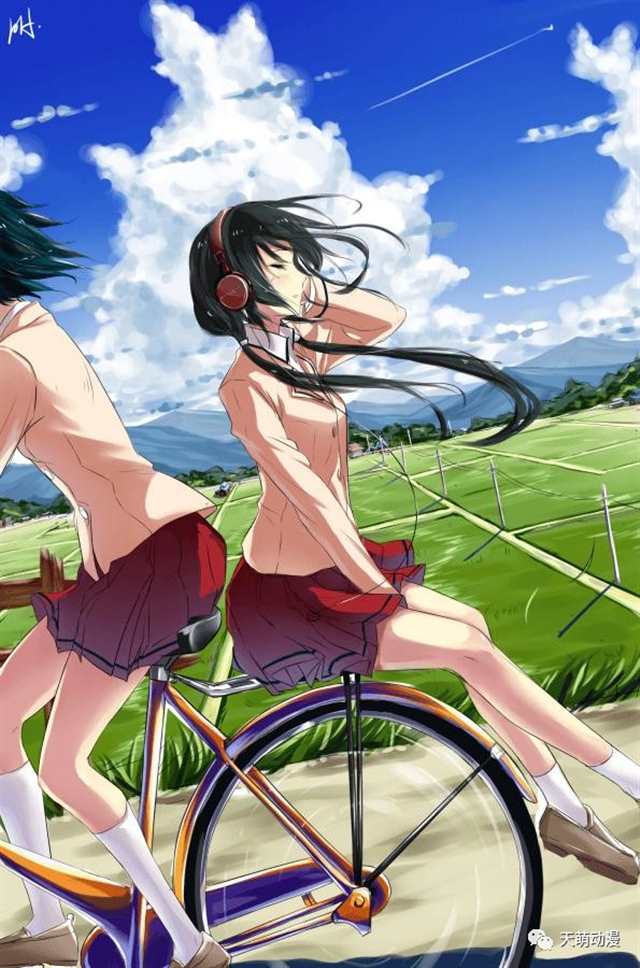 acg中沉迷骑自行车的少女(点击浏览下一张趣图)