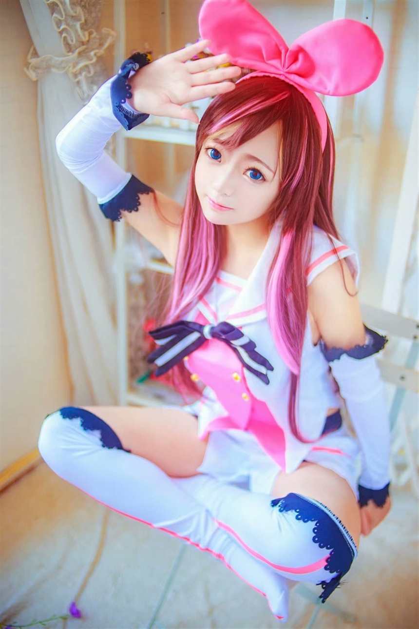 人工智能(障)ai酱cosplay ai酱真人美图鉴赏(点击浏览下一张趣图)