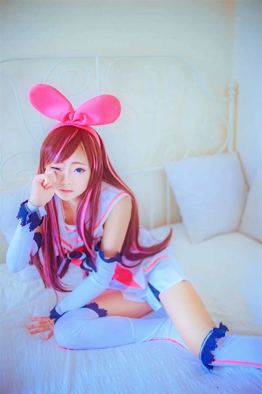 人工智能(障)ai酱cosplay ai酱真人美图鉴赏(点击浏览下一张趣图)