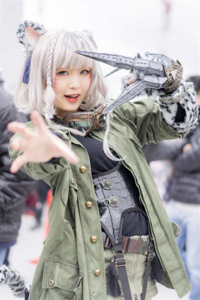 comiket 93 popular cosplayer photo report! (点击浏览下一张趣图)