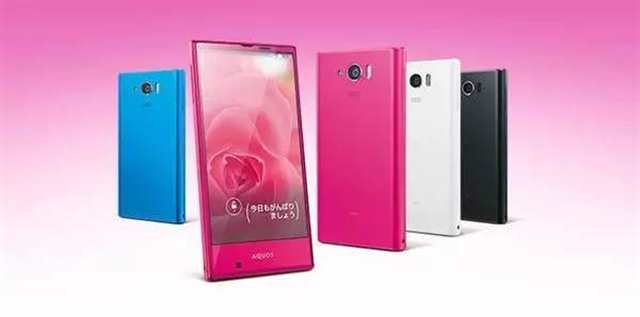 动画《LoveLive！Sunshine！！》渡边曜（渡辺曜中出现的手机（夏普）