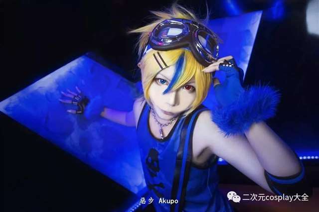 VOCALOID中的镜音连cos，让我们一起来看看吧！