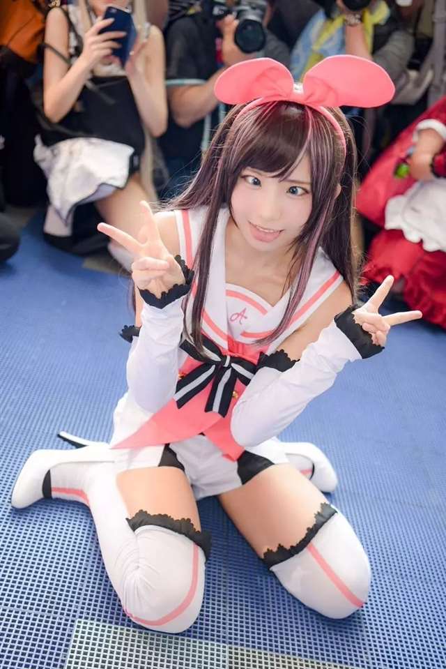 扮演虚拟YouTuber绊爱酱来参加WCS