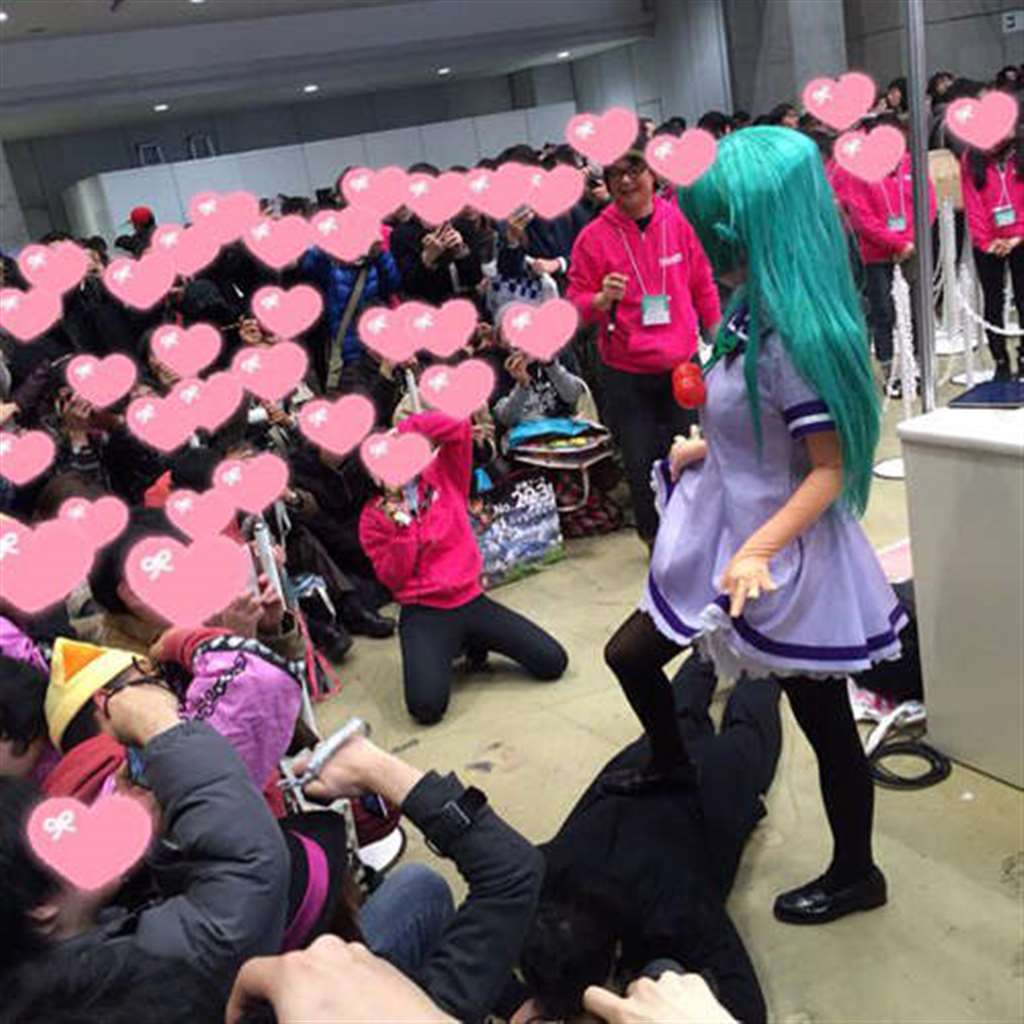 帅哥被虐抖m男女王s足控向游戏 サキュバ