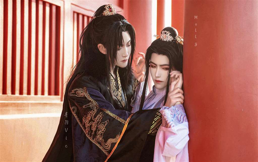 《二哈和他的白猫师尊》楚晚宁墨燃cosplay【cn:青羽vic】(点击浏览下一张趣图)