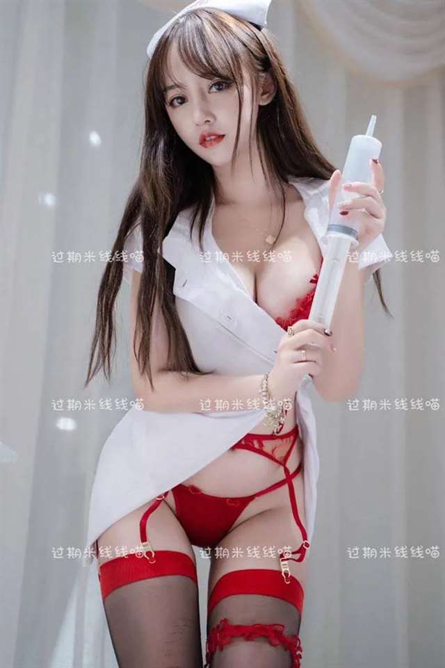 性感又可爱的小萝莉，蔡萝莉赛高酱萌白酱三寸奶寸