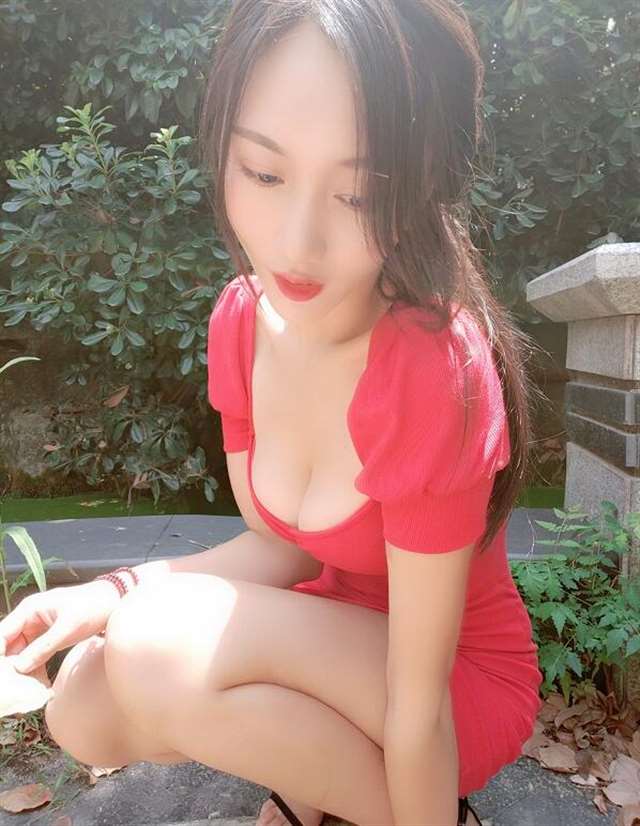 斗鱼小小玉酱零售版付费写真套图