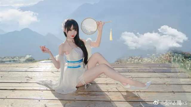 咬人猫获封二次元女神 月薪达到六位数