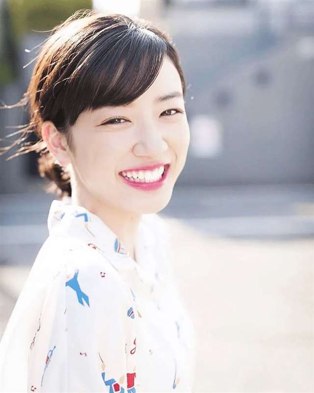 永野芽郁写真限定《No cambia》