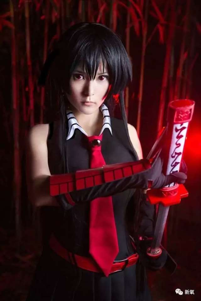 cos圈,一个群魔乱舞的狂乱世界~！