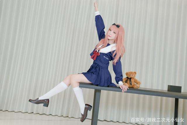 #游戏宅男女神#咬人猫被三通有多撩人!