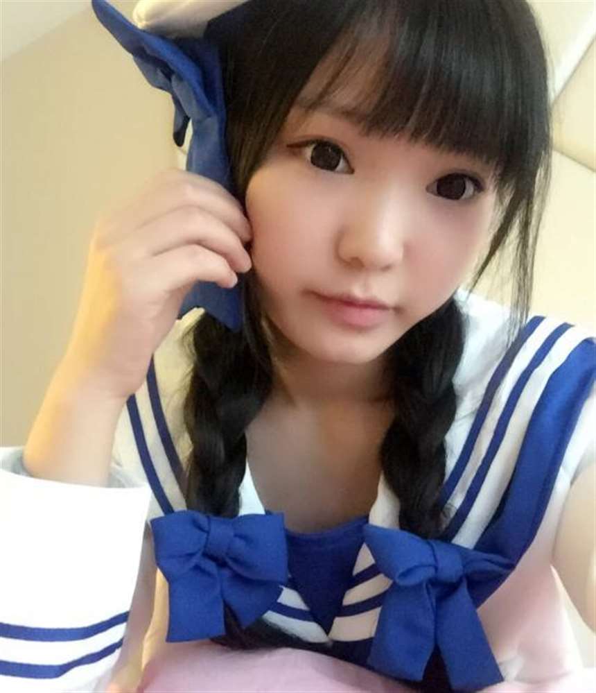 咬人猫30多岁为什么能火这么久？