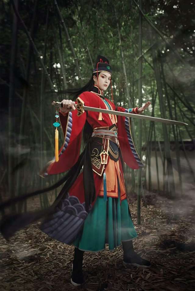 cn小小白 展昭 cosplay coser(点击浏览下一张趣图)