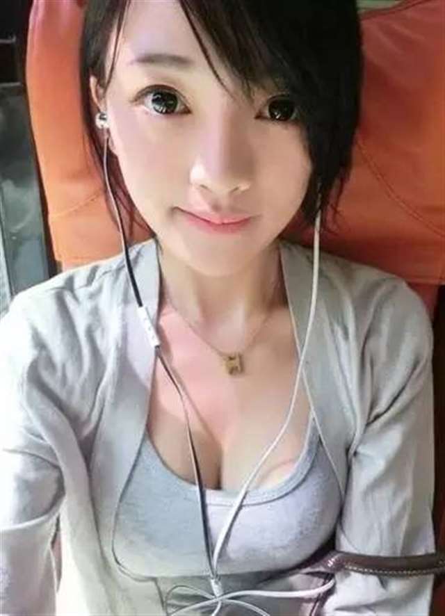 女主播遭摄影师出卖，大尺度私照流出