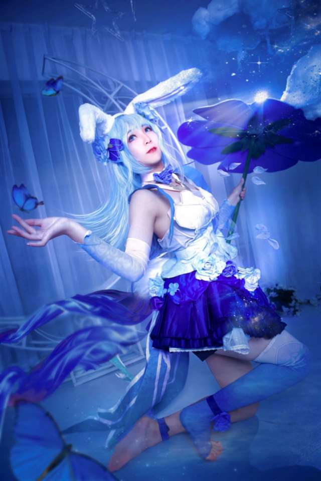 冰→lemon  1.王者荣耀公孙离花间舞 coser:烟雨青岚(点击浏览下一张趣图)