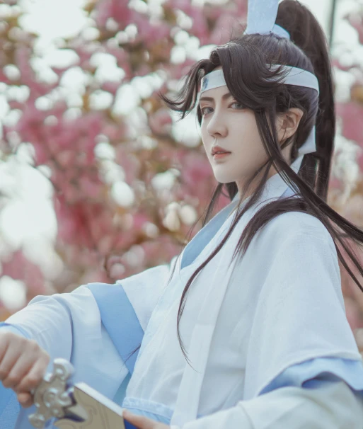 《魔道祖师》蓝思追cos,温润如玉撩力十足(点击浏览下一张趣图)