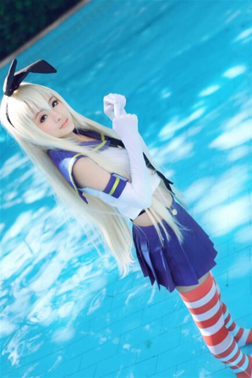 秀气美女性感迷人高清cosplay写真《岛风酱》(点击浏览下一张趣图)