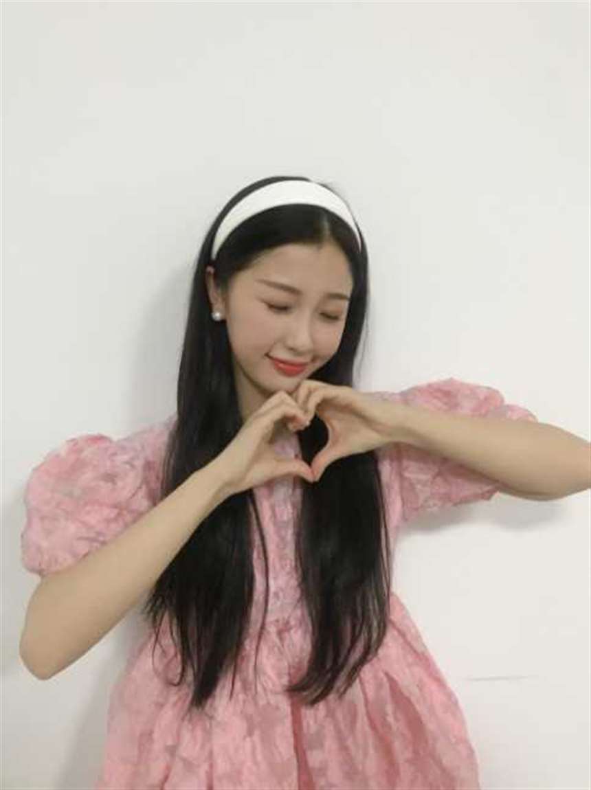 是依酱呀微博小号  21套合集 无水印