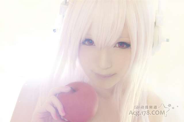 软妹千夜未来的拟人化角色超级索尼子！有肉有沟大尺度