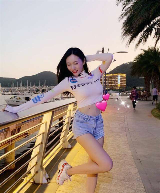 斗鱼小小玉酱全套生活性感写真