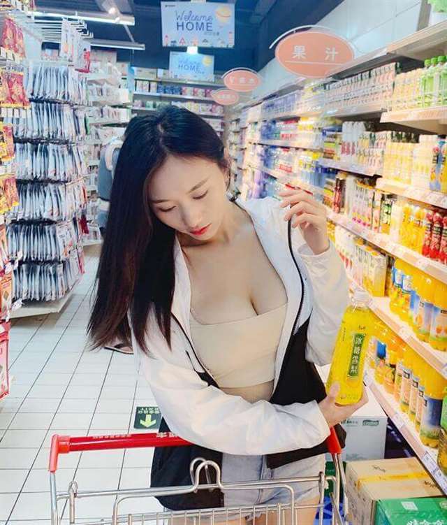 斗鱼小小玉酱全套生活性感写真