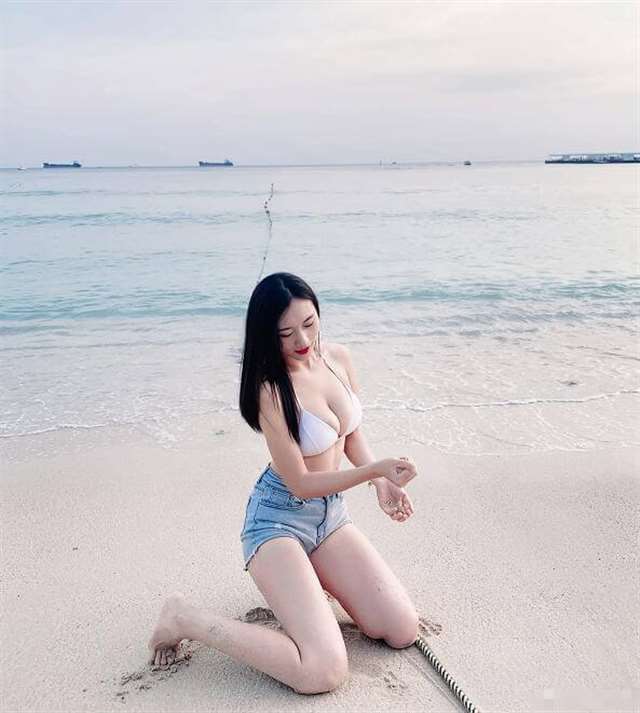 斗鱼小小玉酱全套生活性感写真